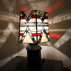 Lampe-Art Déco en Vitrail Tiffany Rouge - Noir - Beige - Sud Vitrail Mosaique