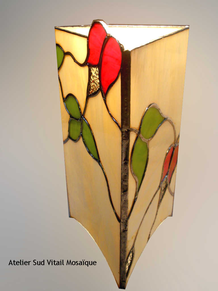 Lampe Romantique en vitrail tiffany - Sud Vitrail Mosaique