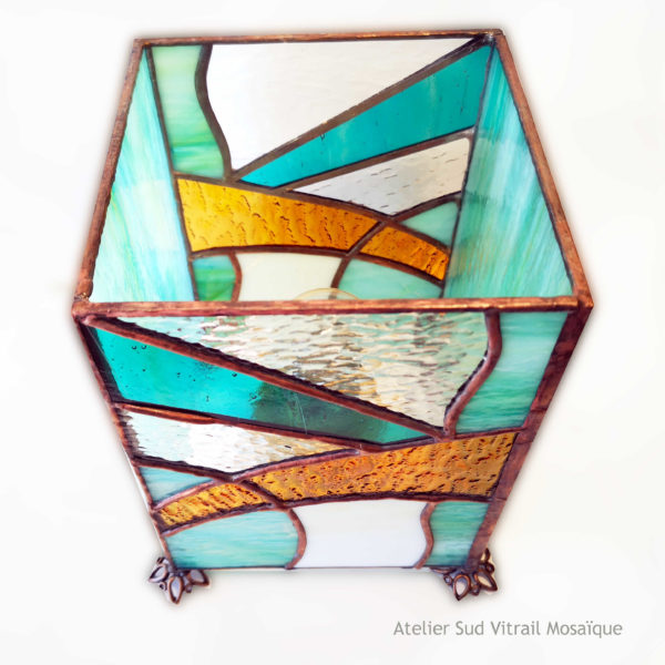 Lampe en vitrail tiffany Art Déco - vert-ambre-beige - Sud Vitrail Mosaique
