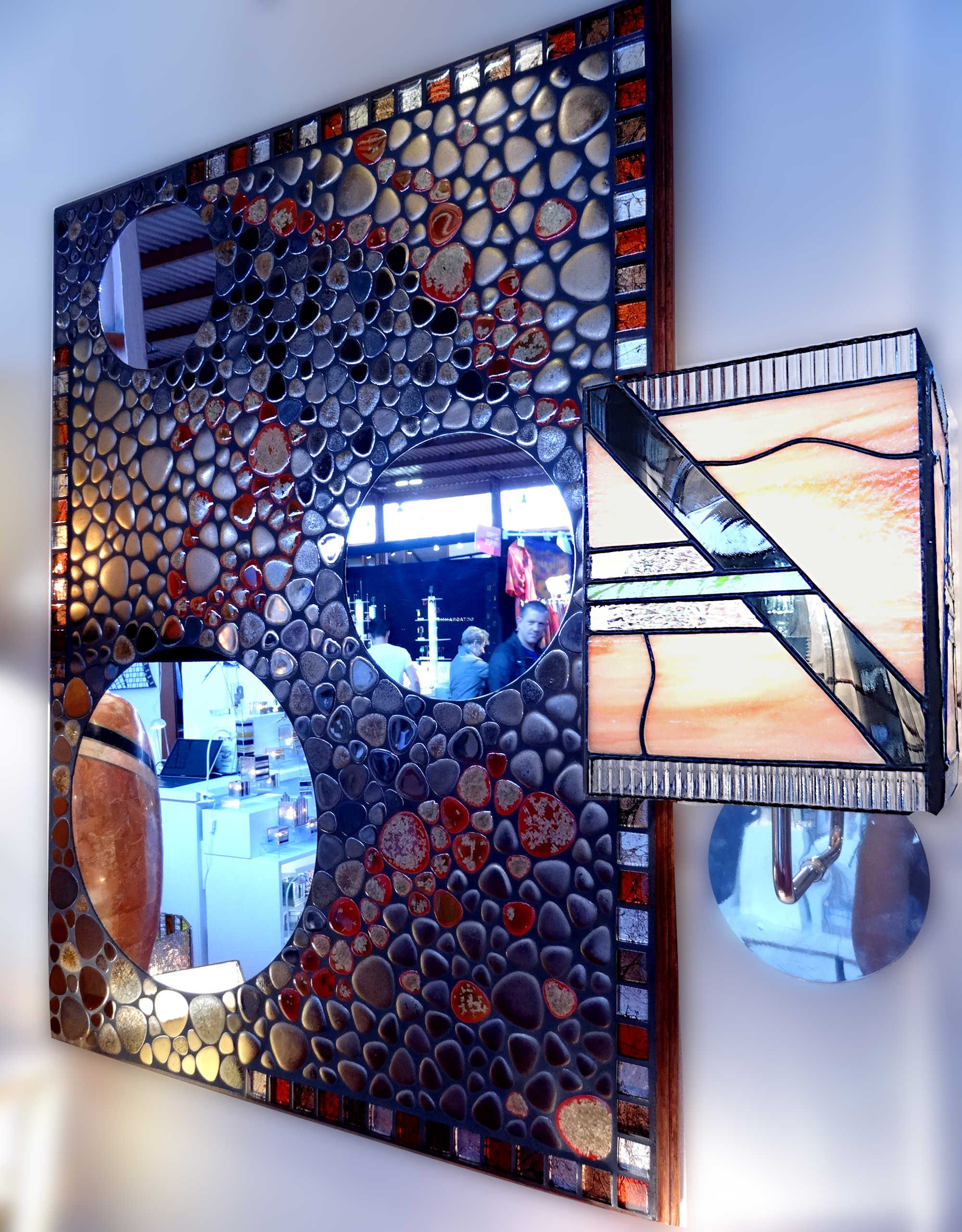 Applique en Vitrail Tiffany de style Art déco. Création Sud Vitrail Mosaïque