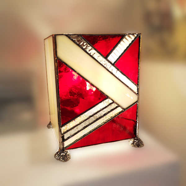 Lampe Rouge passion en Vitrail Tiffany- Atelier Sud Vitrail Mosaïque