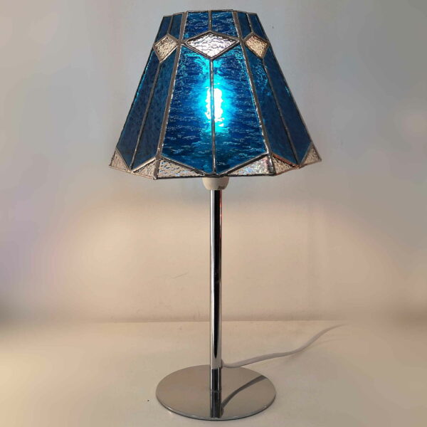 Lampe Bleue sur pied en Vitrail Tiffany - Sud Vitrail Mosaique